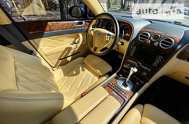 Седан Bentley Flying Spur 2010 в 