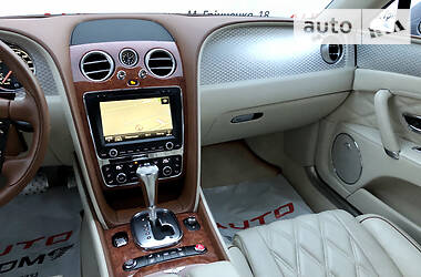 Седан Bentley Flying Spur 2013 в Киеве