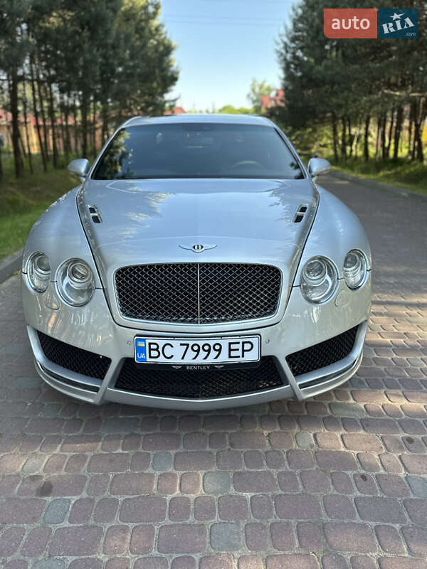 Седан Bentley Flying Spur 2008 в 