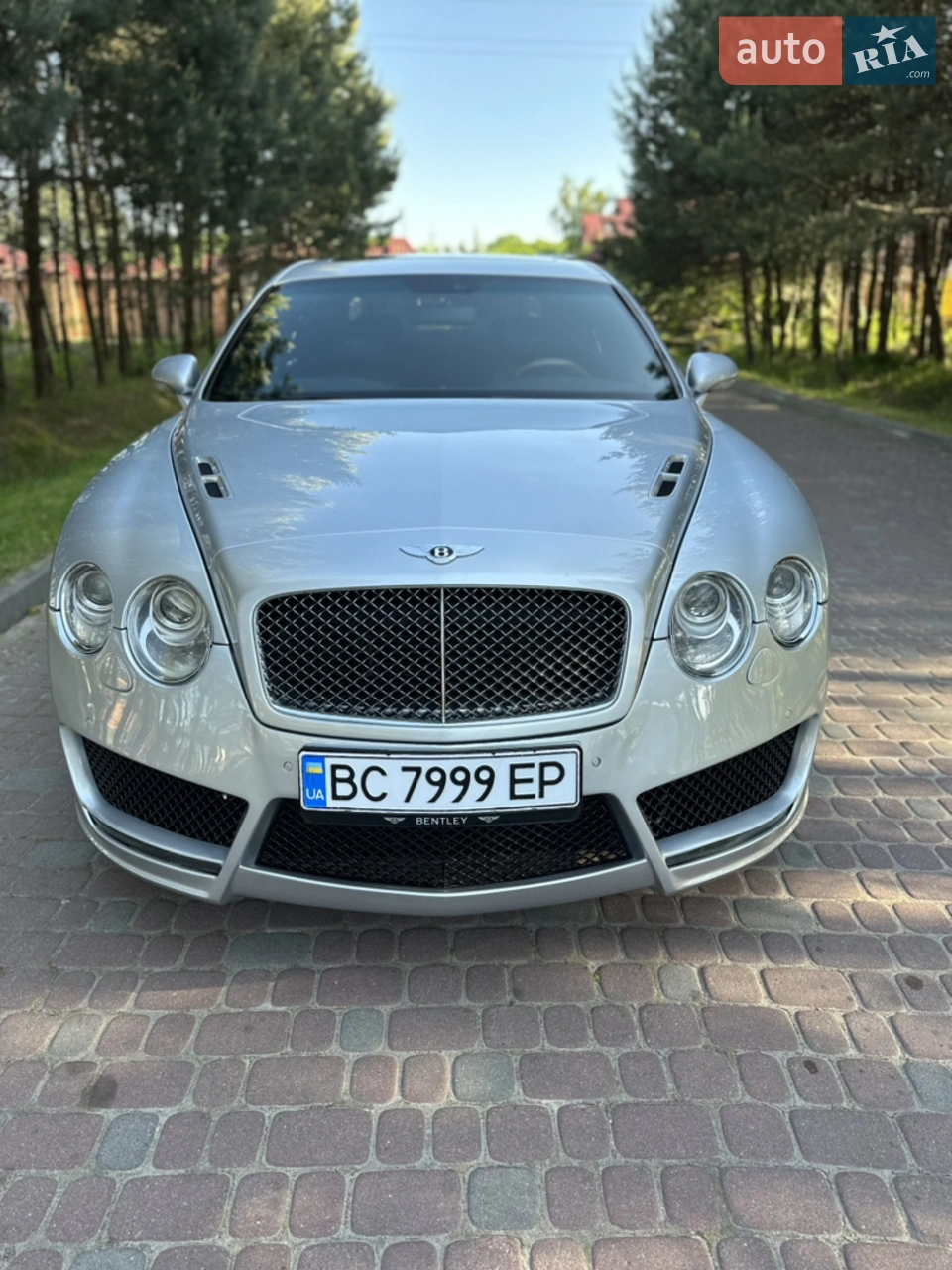 2018 Bentley Flying Spur - мініатюра 31