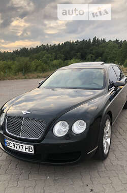 Лимузин Bentley Flying Spur 2007 в Львове