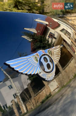 Купе Bentley Flying Spur 2007 в 