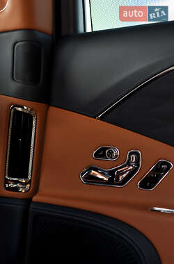 Седан Bentley Flying Spur 2020 в 