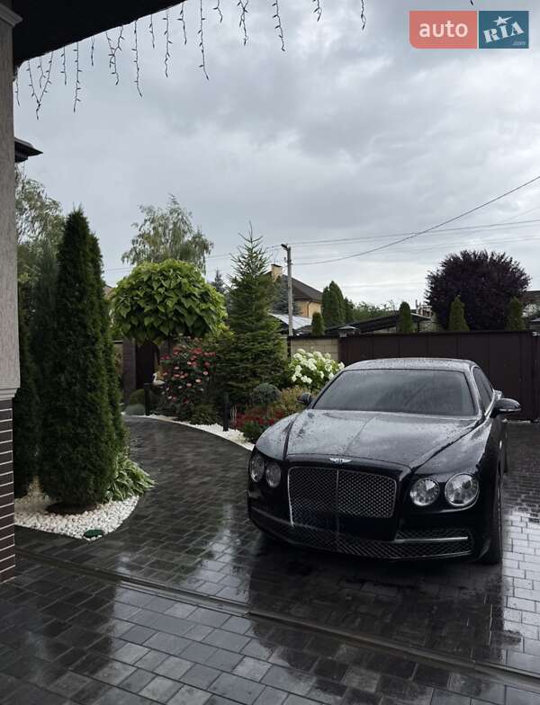 Bentley Flying Spur 2013