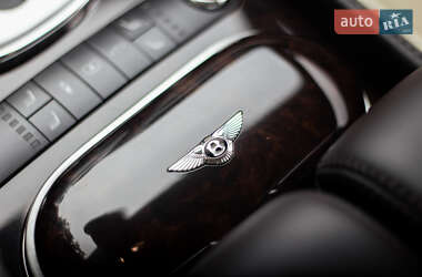 Седан Bentley Flying Spur 2013 в 