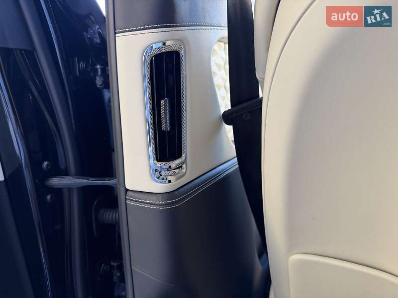 Седан Bentley Flying Spur 2020 в Киеве