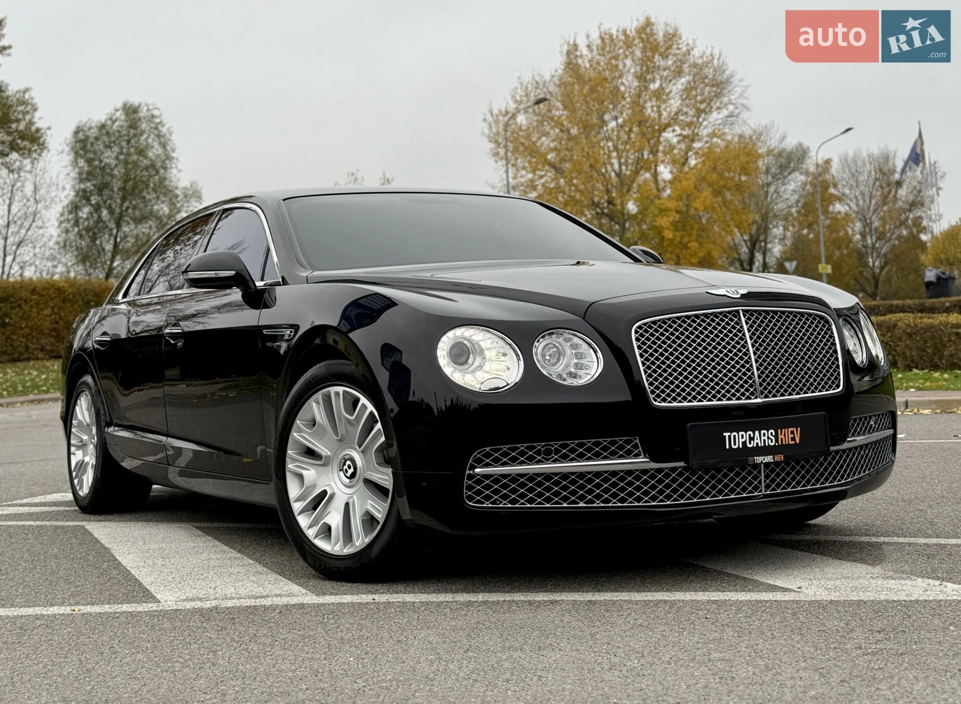 2013 Bentley Flying Spur - мініатюра 27