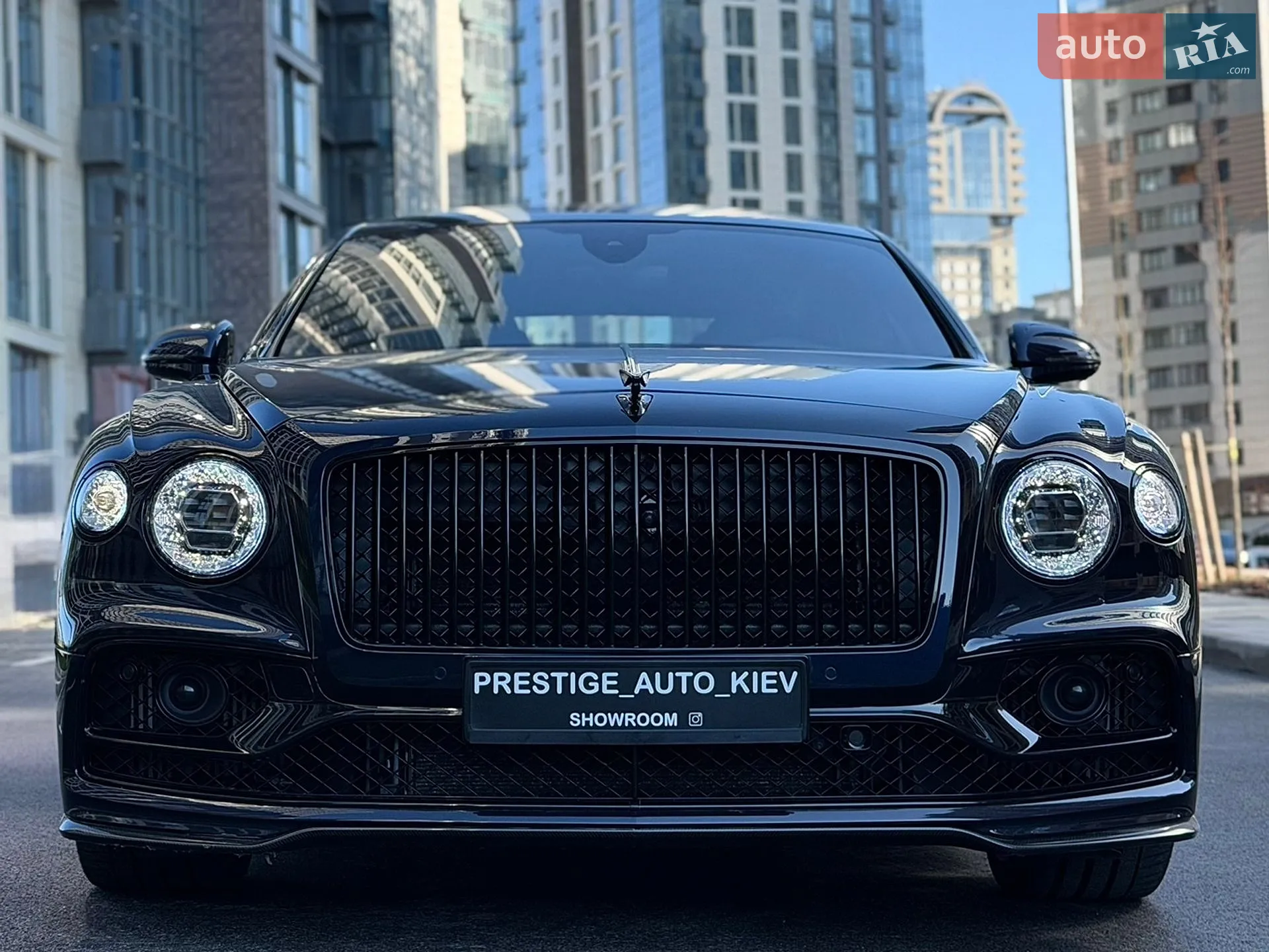 2022 Bentley Flying Spur - мініатюра 6