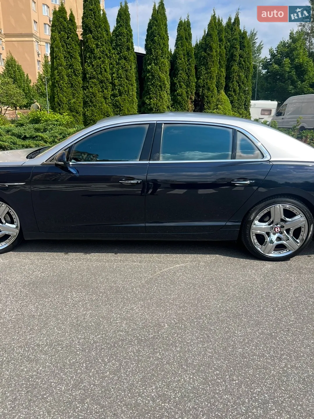 2015 Bentley Flying Spur - мініатюра 10