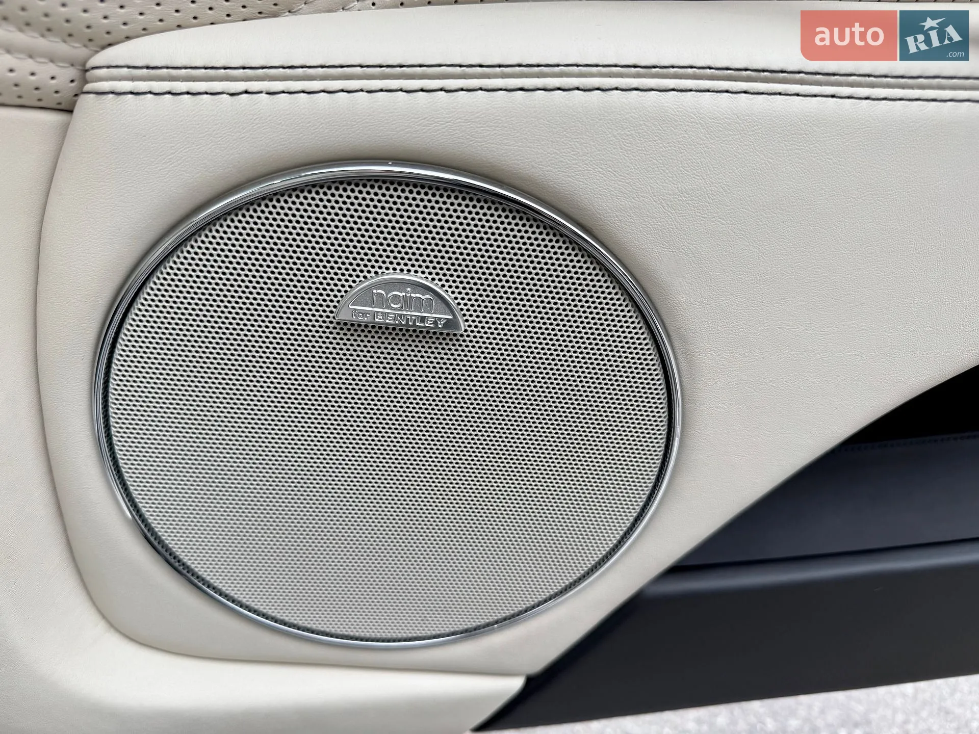2013 Bentley Flying Spur - мініатюра 91