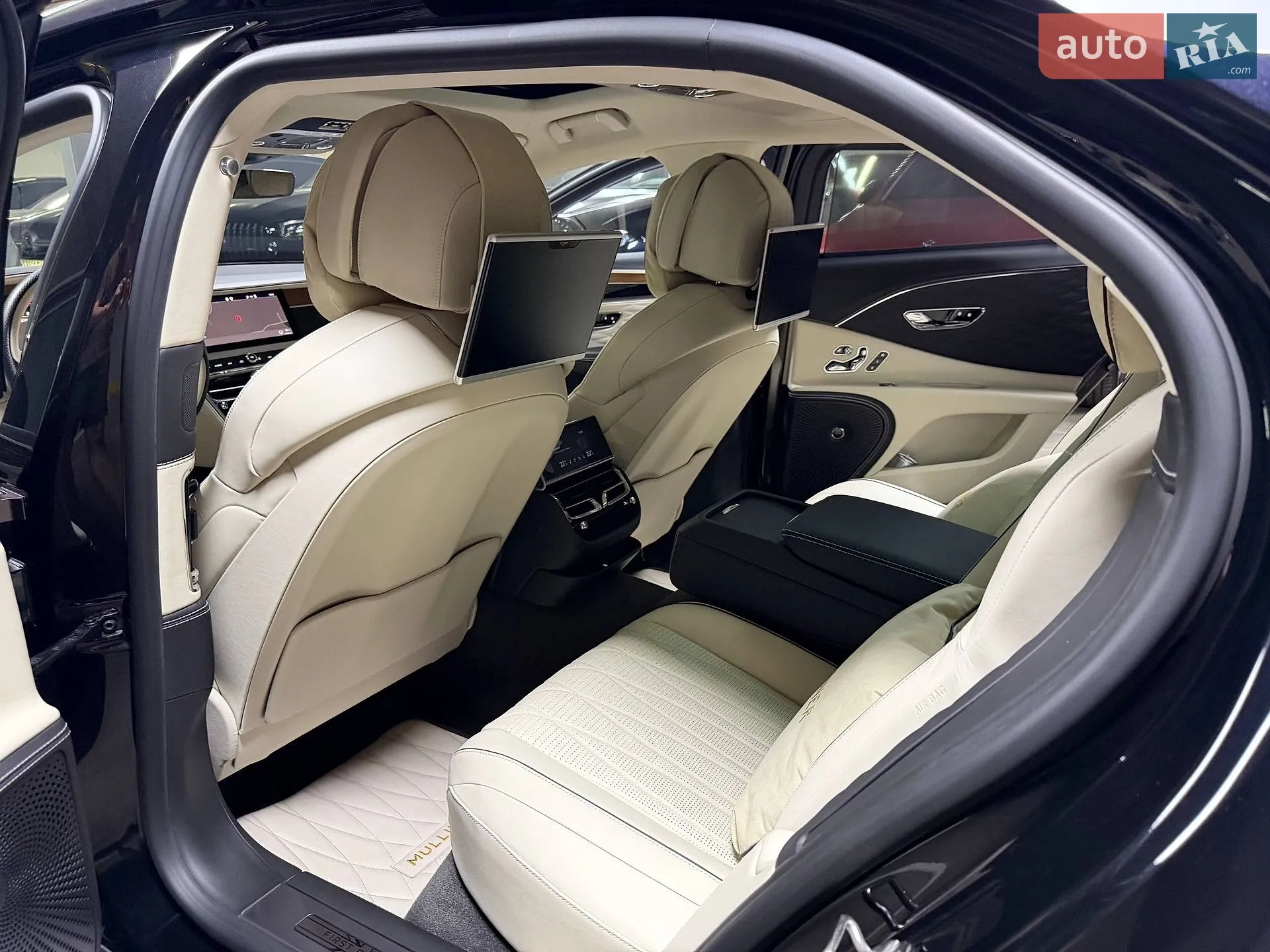2020 Bentley Flying Spur - мініатюра 61