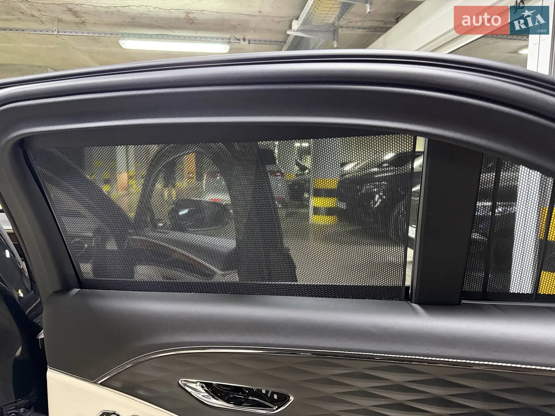 2020 Bentley Flying Spur - мініатюра 82