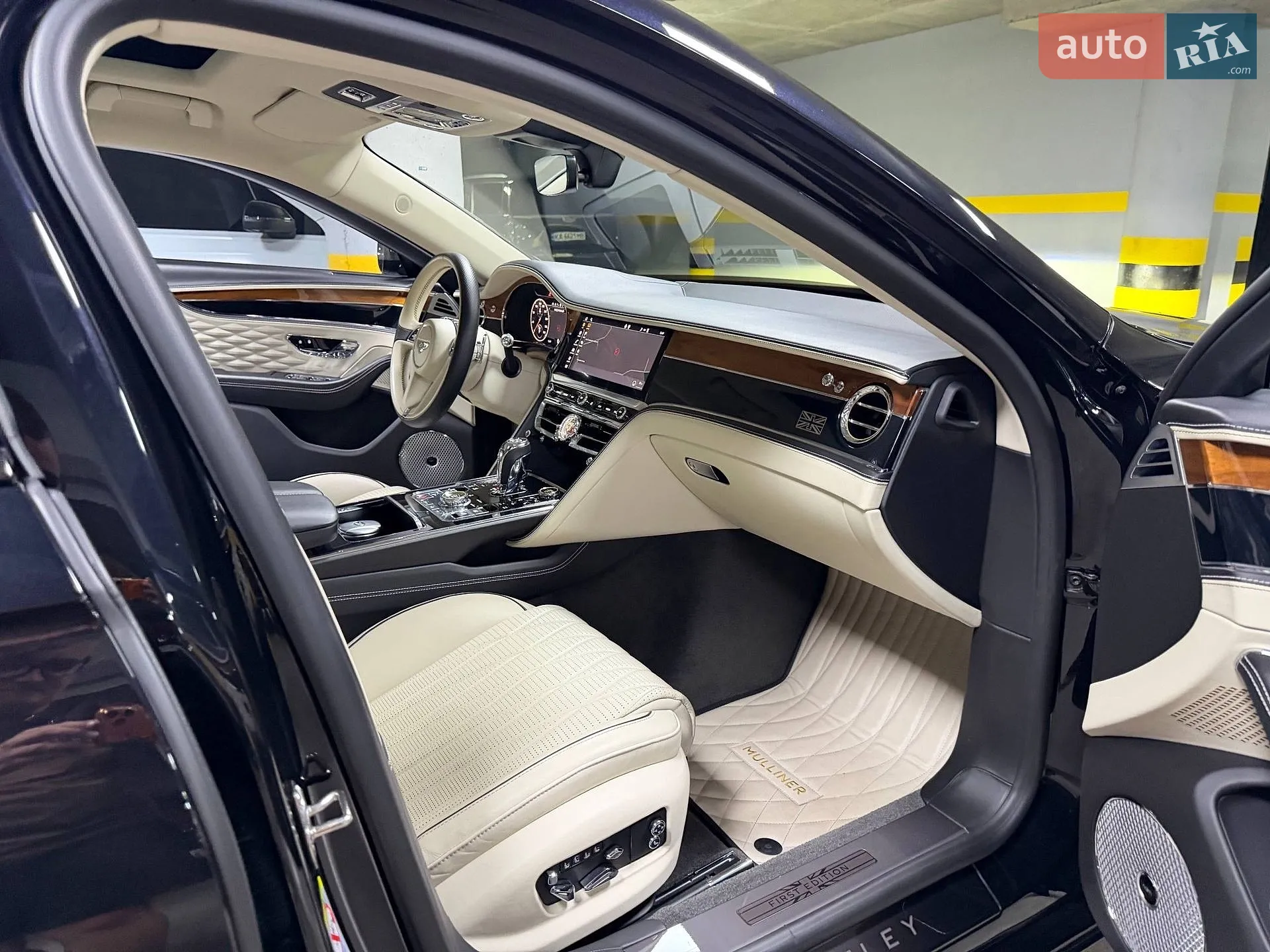 2020 Bentley Flying Spur - мініатюра 97
