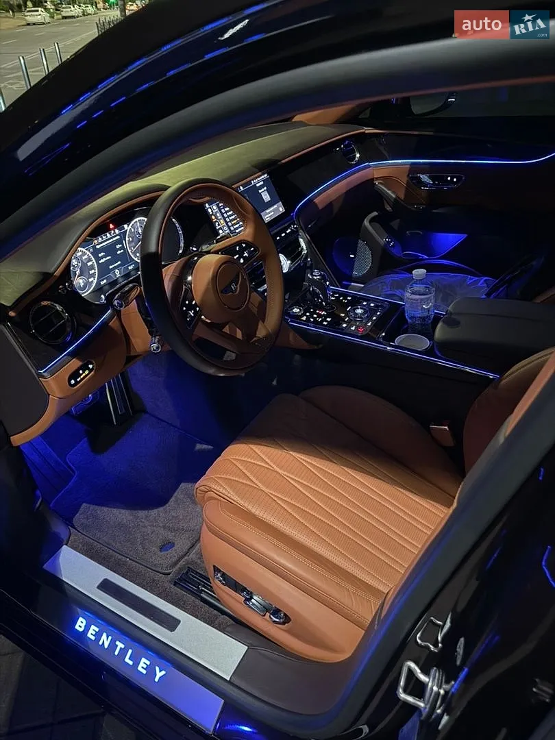 2021 Bentley Flying Spur - мініатюра 66