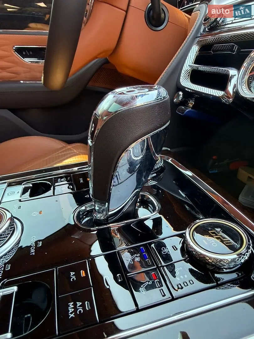 2021 Bentley Flying Spur - мініатюра 88