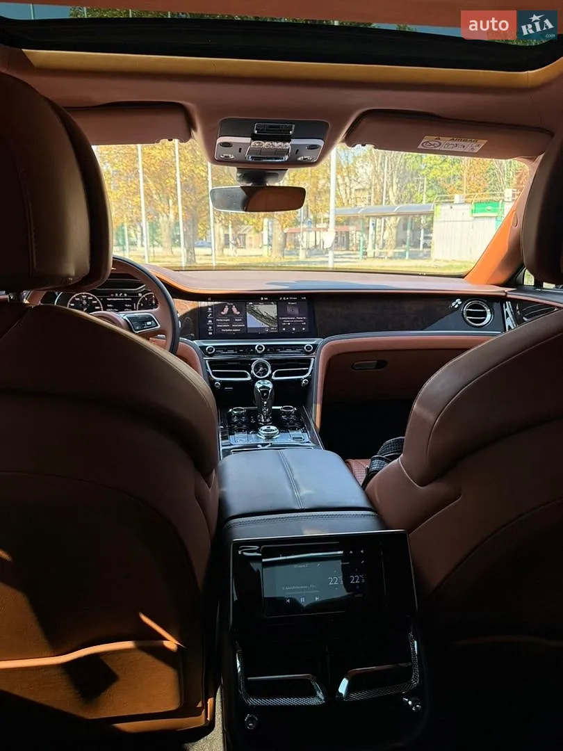 2021 Bentley Flying Spur - мініатюра 108