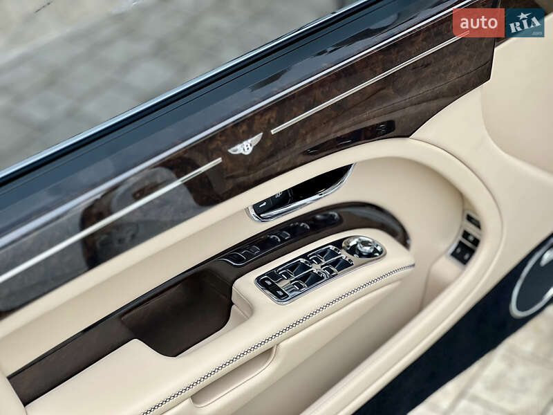 Седан Bentley Mulsanne 2013 в Одессе