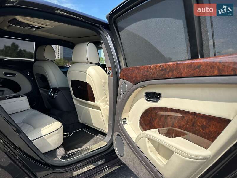 Седан Bentley Mulsanne 2015 в Киеве фото 38 Седан Bentley Mulsanne 2015 в Киеве