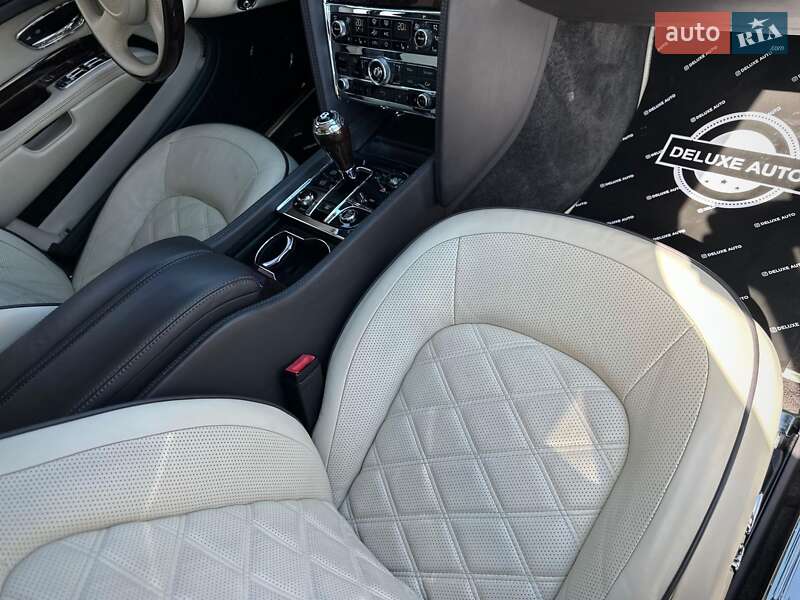 Седан Bentley Mulsanne 2015 в Киеве фото 45 Седан Bentley Mulsanne 2015 в Киеве