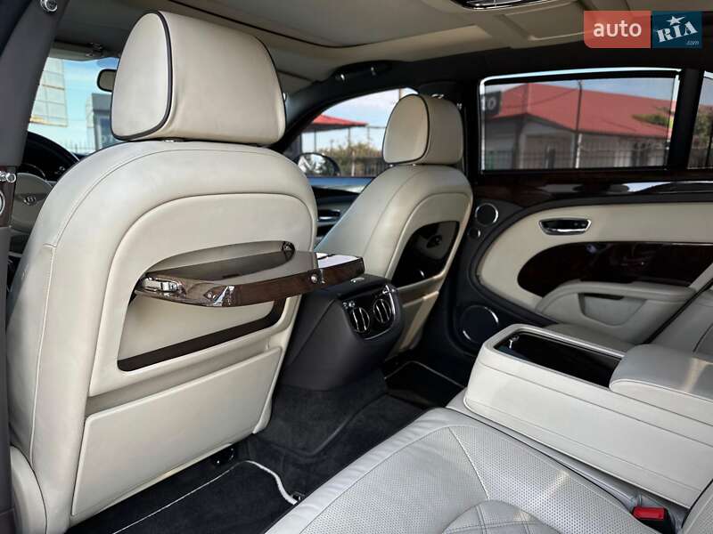 Седан Bentley Mulsanne 2015 в Киеве фото 78 Седан Bentley Mulsanne 2015 в Киеве