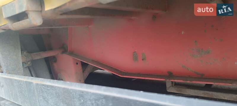 Тентованный борт (штора) - полуприцеп Berger SCS 2005 в Днепре