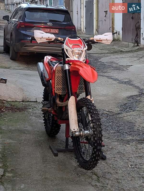 Мотоцикл Внедорожный (Enduro) Beta RR 4T 2021 в Ровно