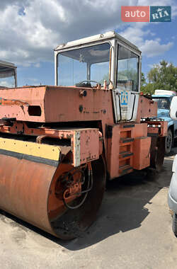 Асфальтоукладчик Bitelli BB-681 2003 в 