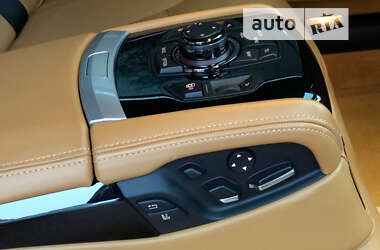 Седан BMW-Alpina B7 2012 в 