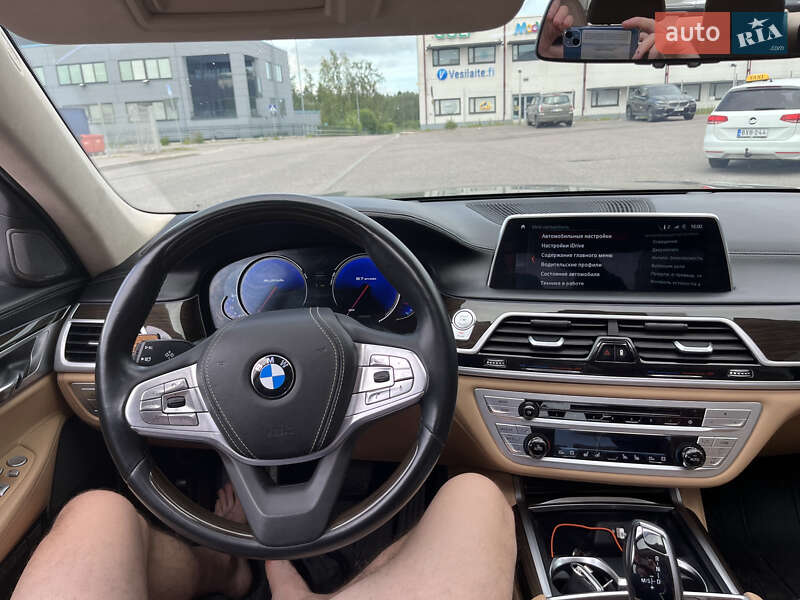 Седан BMW-Alpina B7 2017 в Бориславі
