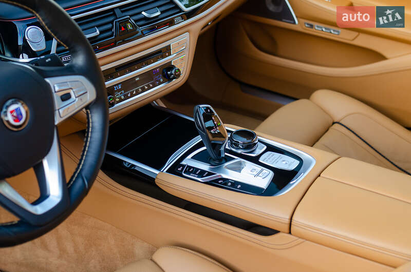 Седан BMW-Alpina B7 2018 в Києві