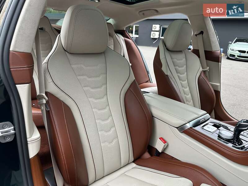 Купе BMW-Alpina B8 Gran Coupe 2021 в Киеве фото 67 Купе BMW-Alpina B8 Gran Coupe 2021 в Киеве
