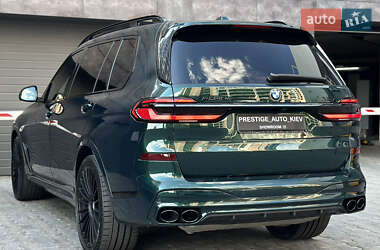 Позашляховик / Кросовер BMW-Alpina XB7 2023 в 
