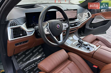 Позашляховик / Кросовер BMW-Alpina XB7 2023 в 