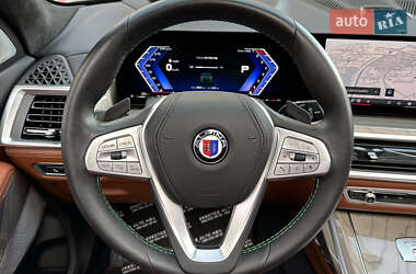 Позашляховик / Кросовер BMW-Alpina XB7 2023 в 
