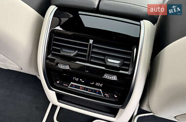 Внедорожник / Кроссовер BMW-Alpina XB7 2022 в 