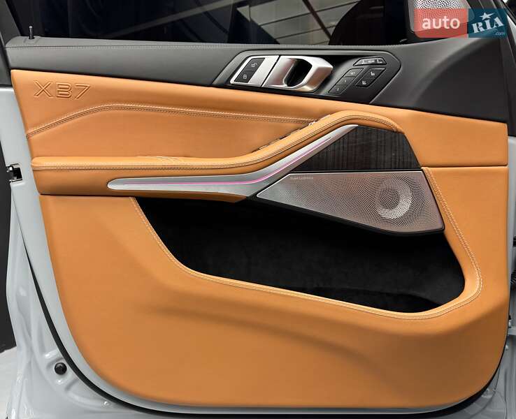 Внедорожник / Кроссовер BMW-Alpina XB7 2023 в Киеве фото 25 Внедорожник / Кроссовер BMW-Alpina XB7 2023 в Киеве