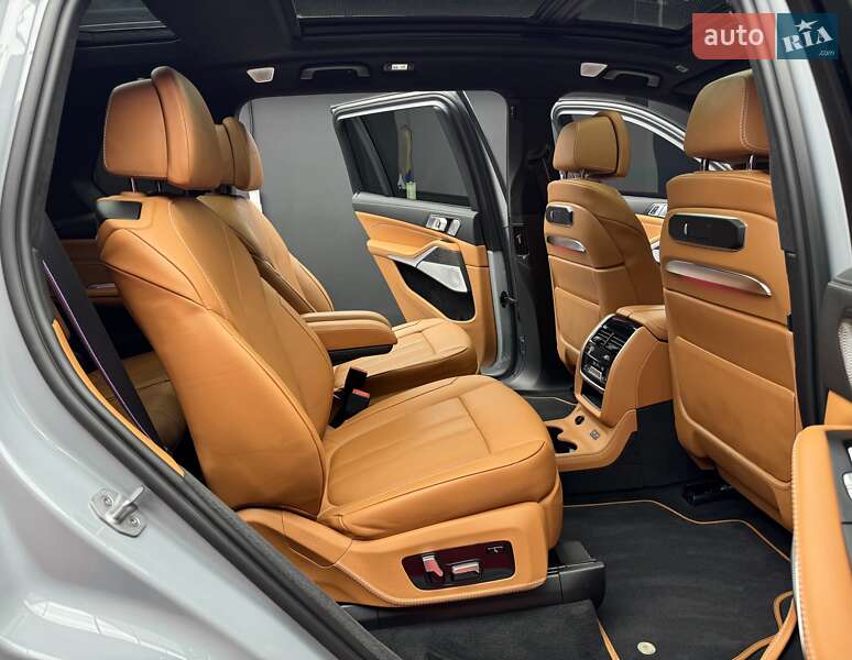 Внедорожник / Кроссовер BMW-Alpina XB7 2023 в Киеве фото 48 Внедорожник / Кроссовер BMW-Alpina XB7 2023 в Киеве