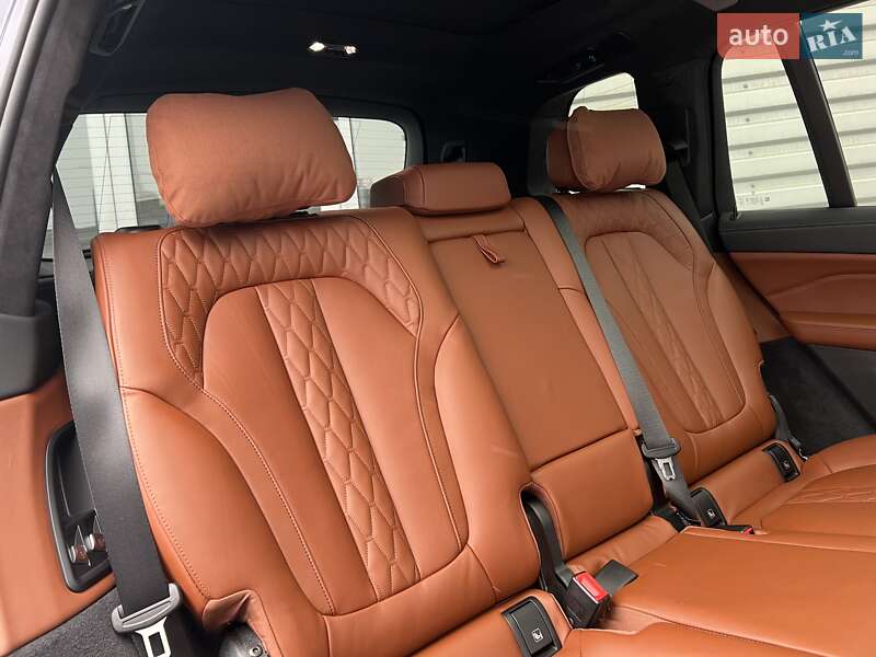 Позашляховик / Кросовер BMW-Alpina XB7 2024 в Києві