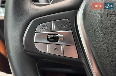 Позашляховик / Кросовер BMW-Alpina XD4 2020 в 