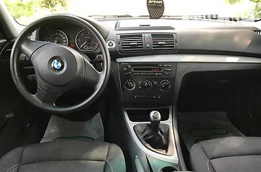 Хэтчбек BMW 1 Series 2010 в Радивилове