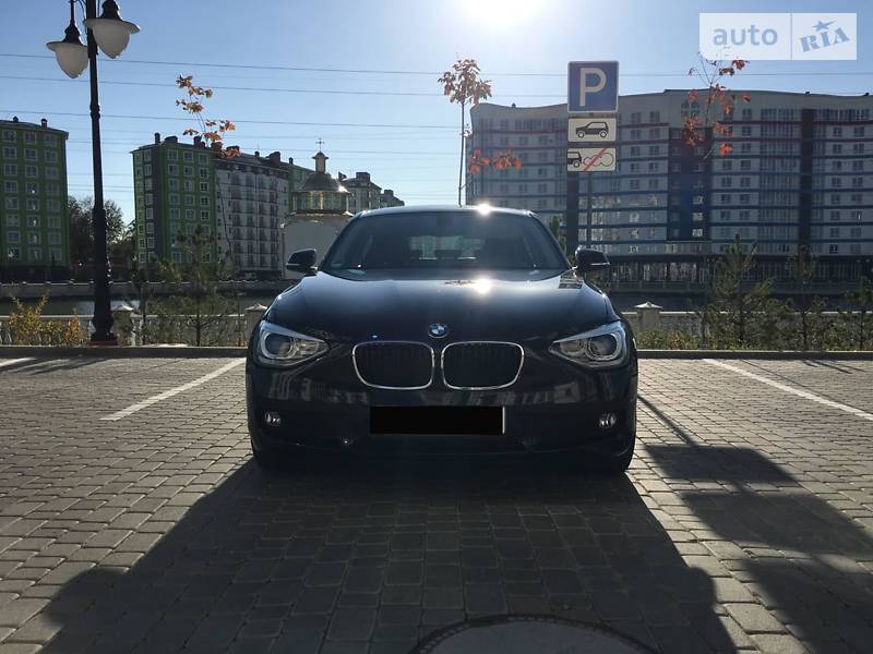 Хэтчбек BMW 1 Series 2015 в Киеве