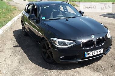 Хэтчбек BMW 1 Series 2015 в Стрые