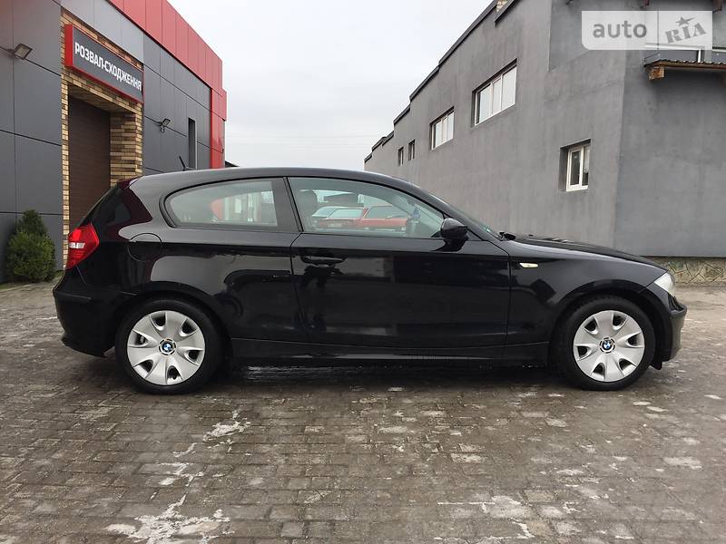 Хетчбек BMW 1 Series 2009 в Рівному