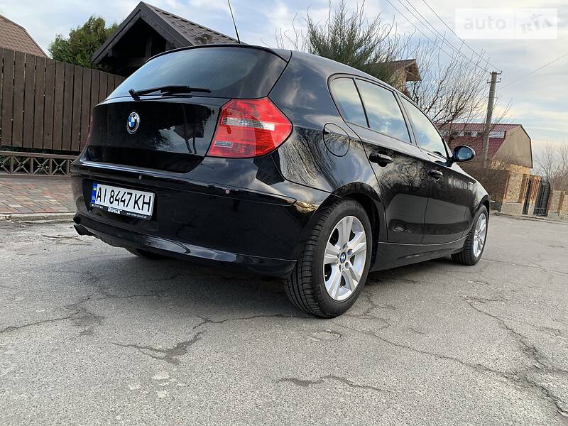 Хетчбек BMW 1 Series 2007 в Василькові