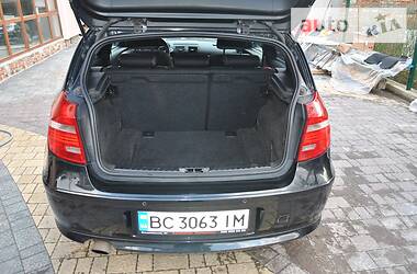 Хетчбек BMW 1 Series 2008 в 