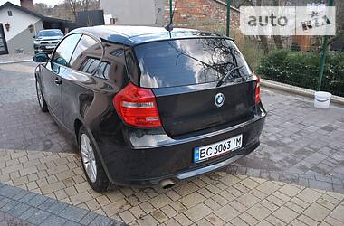 Хетчбек BMW 1 Series 2008 в 