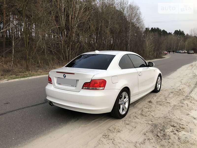 Купе BMW 1 Series 2013 в Києві