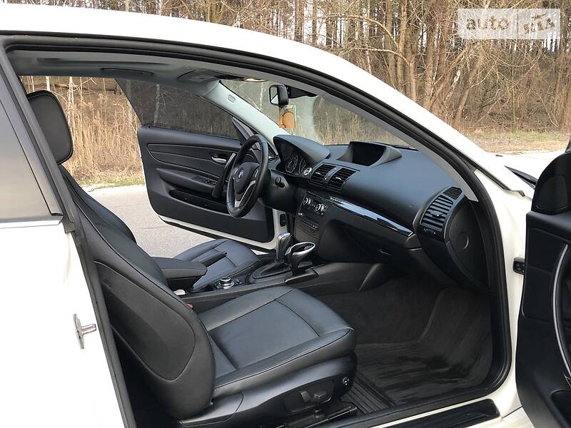 Купе BMW 1 Series 2013 в Києві