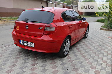 Хетчбек BMW 1 Series 2005 в 