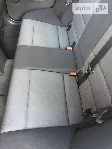 Хетчбек BMW 1 Series 2006 в Дергачах фото 10 Хетчбек BMW 1 Series 2006 в Дергачах